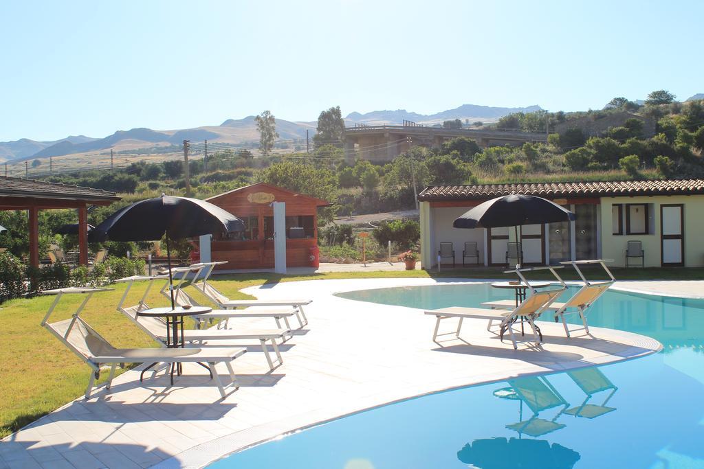 Tenuta Lanza Il Mulino Acquaviva Platani Bagian luar foto