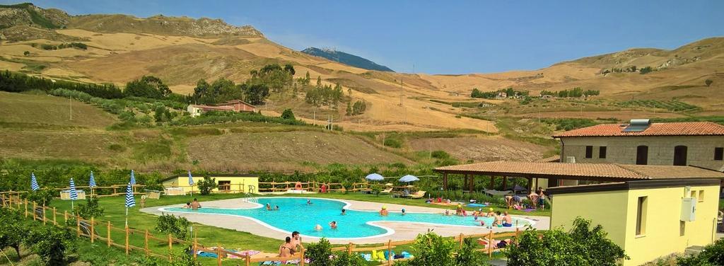 Tenuta Lanza Il Mulino Acquaviva Platani Bagian luar foto